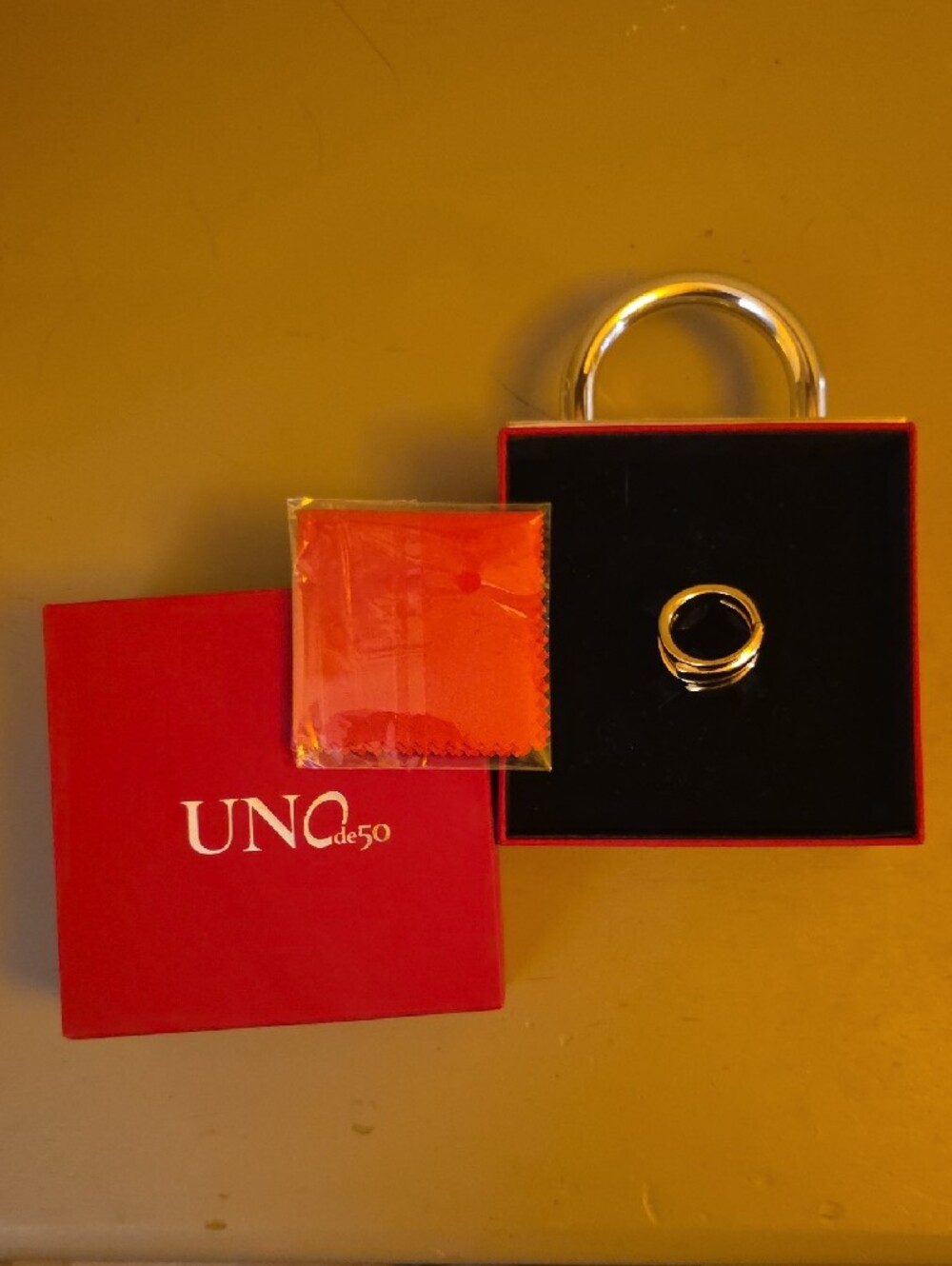 NIB UNO de 50 Gold Plated Multiband Ring Size 9 - Picture 2 of 10